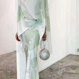 ALTHEA – COSTUM LARG IMPRIMAT ȘI STILAT